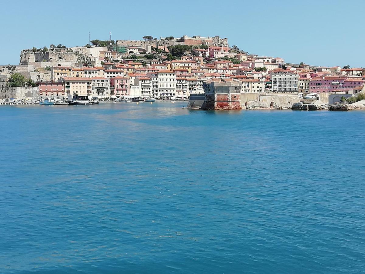 La Terrazza Al Forte Portoferraio Exterior photo