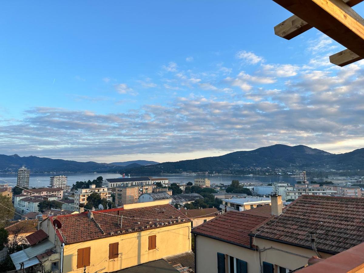 La Terrazza Al Forte Portoferraio Exterior photo