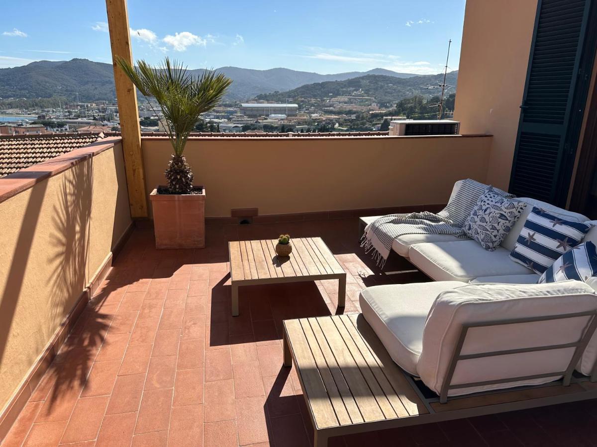 La Terrazza Al Forte Portoferraio Exterior photo